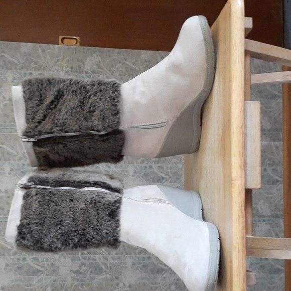 Size 11M U.S. Polo Fuzzy Zip Up Winter Wedge Fashion Boots - Picture 4 of 17